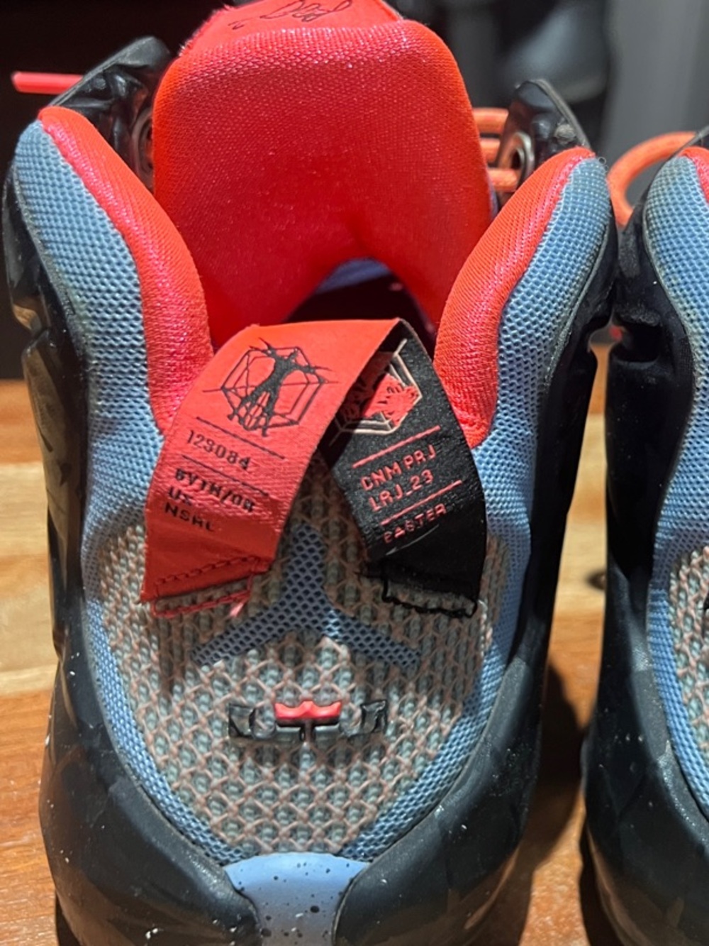 Nike Lebron 12 XII Easter Aluminum Sunset (Men’s women’s kids size 6.5) - Picture 4 of 5